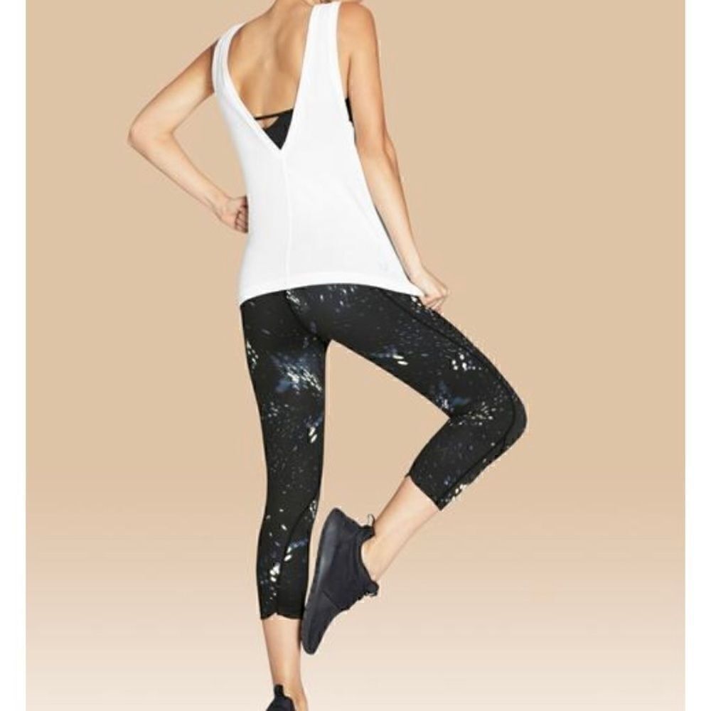 [vie active] Gemma deep v back tank - BLACK #2